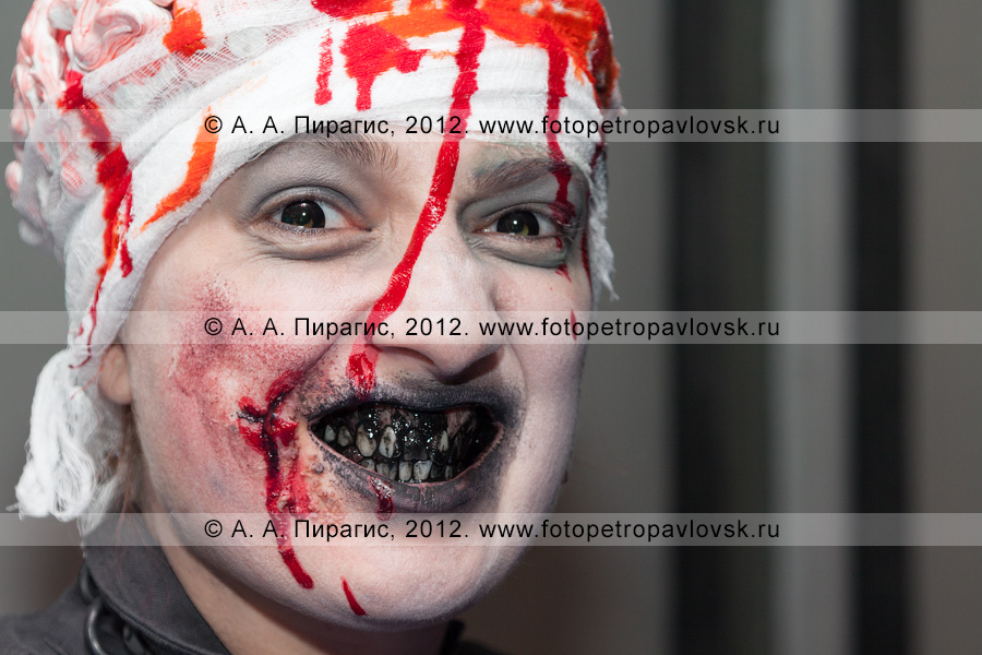 Фотография: шоу ужасов "15 минут страха" в канун Хэллоуина
