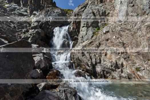 Фотографии памятника природы Камчатки "Андриановские водопады", река Андриановка на полуострове Камчатка
