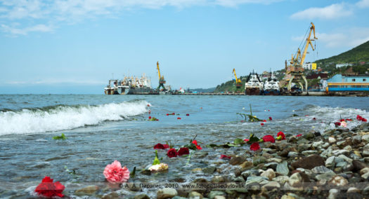 Фоторепортаж: молебен по погибшим камчатским рыбакам. День рыбака на полуострове Камчатка