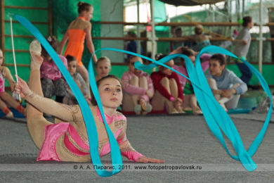 Спортивный фоторепортаж с соревнований по художественной гимнастике на полуострове Камчатка