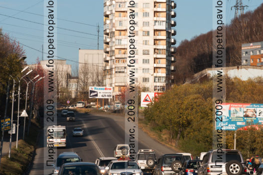 Фотография шестнадцатиэтажки в городе Петропавловске-Камчатском