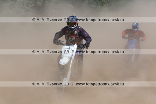 Спортивный фоторепортаж: кубок Петропавловска-Камчатского по мотокроссу и эндуро