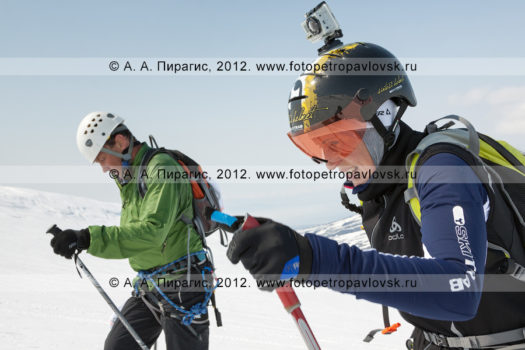Спортивный фоторепортаж: ски-альпинизм, командная гонка. Полуостров Камчатка, Авачинский перевал