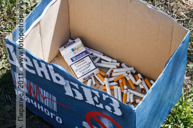Фоторепортаж: акция "Поменяй сигарету на конфету!" в городе Петропавловске-Камчатском