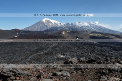 Фотографии вулкана Острый Толбачик и вулкана Плоский Толбачик на полуострове Камчатка