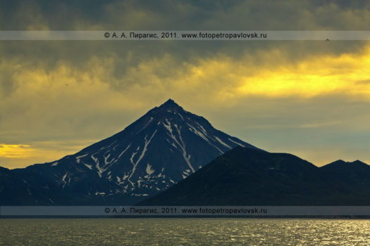 Фотографии Вилючинского вулкана и Авачинской губы на полуострове Камчатка