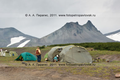 Фотографии Авачинского перевала, палаточного лагеря туристов на полуострове Камчатка