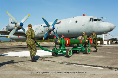 Фотографии: унифицированная малогабаритная торпеда УМГТ-1 "Орлан", противолодочного самолета Ил-38