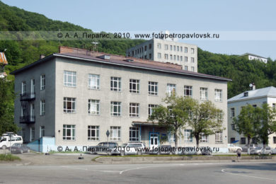 Фотография Камчатского научно-исследовательского института рыбного хозяйства и океанографии (ФГУП "КамчатНИРО")