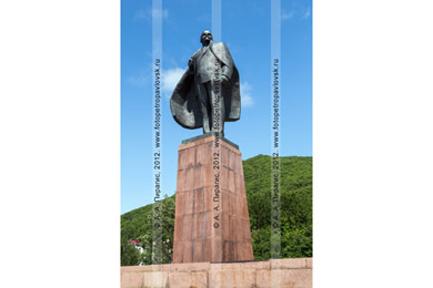 Фотография памятника Владимиру Ильичу Ульянову в городе Петропавловске-Камчатском
