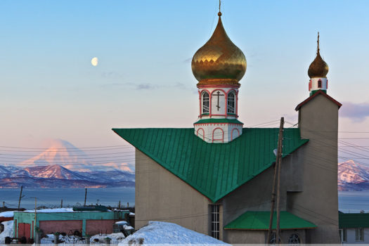 Фотография собора святых апостолов Петра и Павла в городе Петропавловске-Камчатском