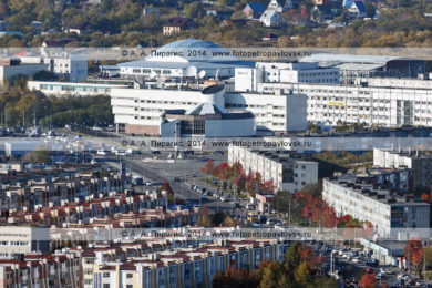 Город Петропавловск-Камчатский: улица Тушканова, проспект Карла Маркса, площадь Дзержинского, монумент Славы пограничникам Камчатки, Главное управление Центрального банка России по Камчатскому краю