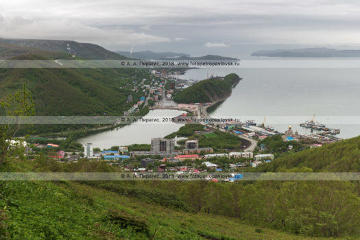 Панорама города Петропавловска-Камчатского, летний вид на центральную и южную часть города
