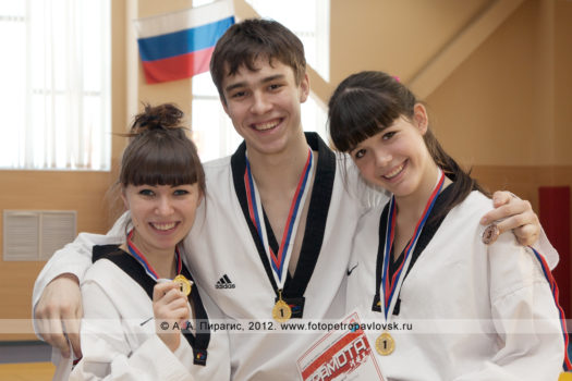 Фотографии камчатских тхэквондистов. Чемпионат и первенство Камчатского края по тхэквондо (ВТФ) в дисциплине пхумсэ