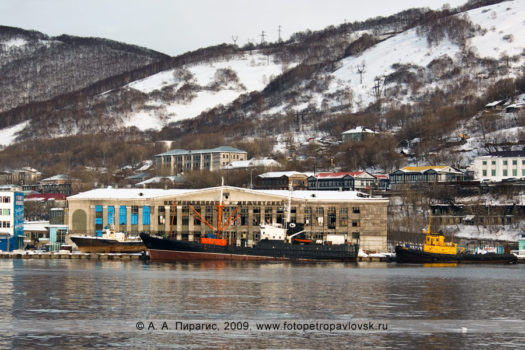Траулер "Таирово" (порт приписки Петропавловск-Камчатский)